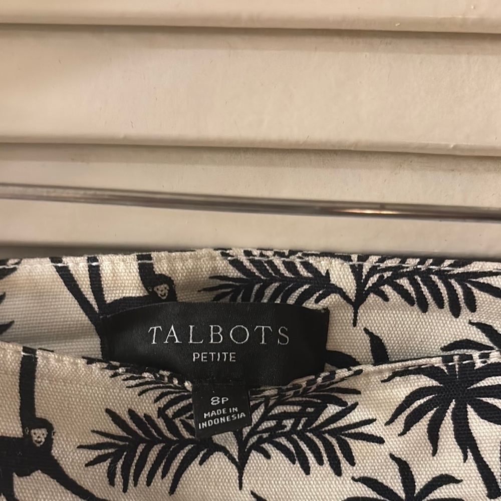 Talbots A-line Tropical Print Skirt Black and White 8 Petite - Picture 2 of 5